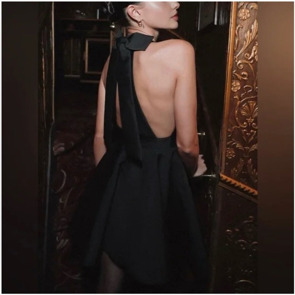 COMMENSE Satin A-line Pleated Mini Dress - Picture 4 of 10